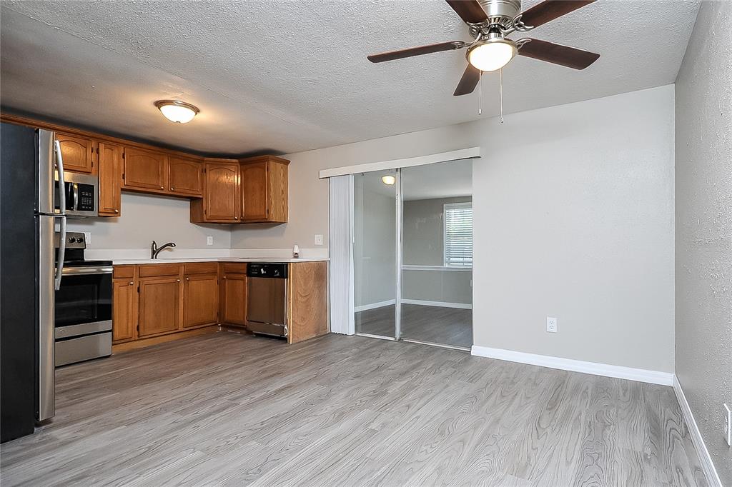 505 Florida Circle South Apollo Beach, FL 33572 - Photo 5 of 16