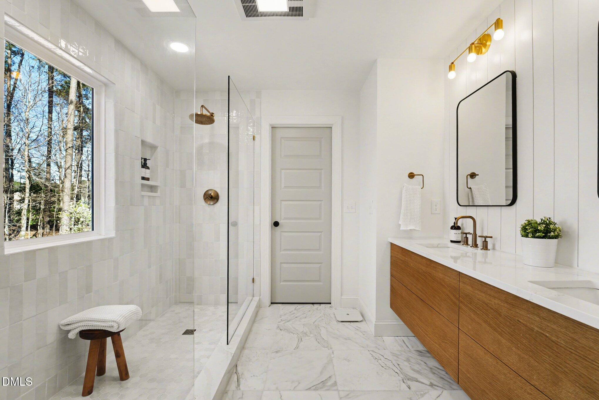 7224 Bedford Ridge Drive Apex, NC 27539 - Photo 19 of 42 En-Suite