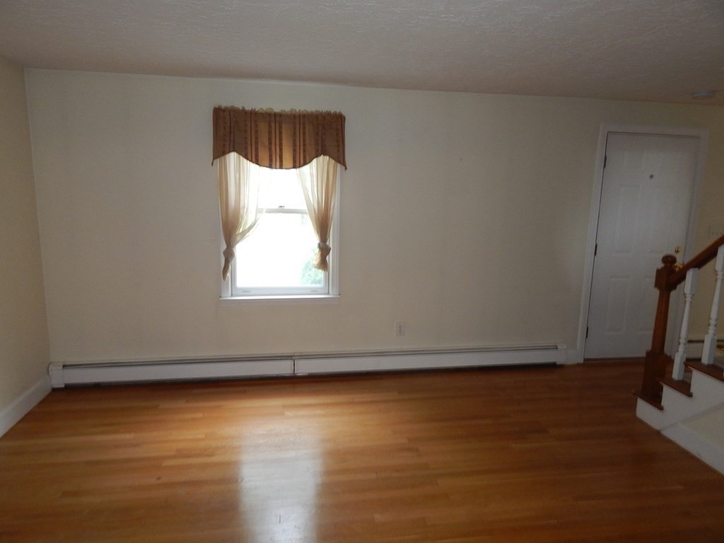 52 Streeter Road Paxton, MA 01612 - Photo 11 of 29 Gallery Image 11