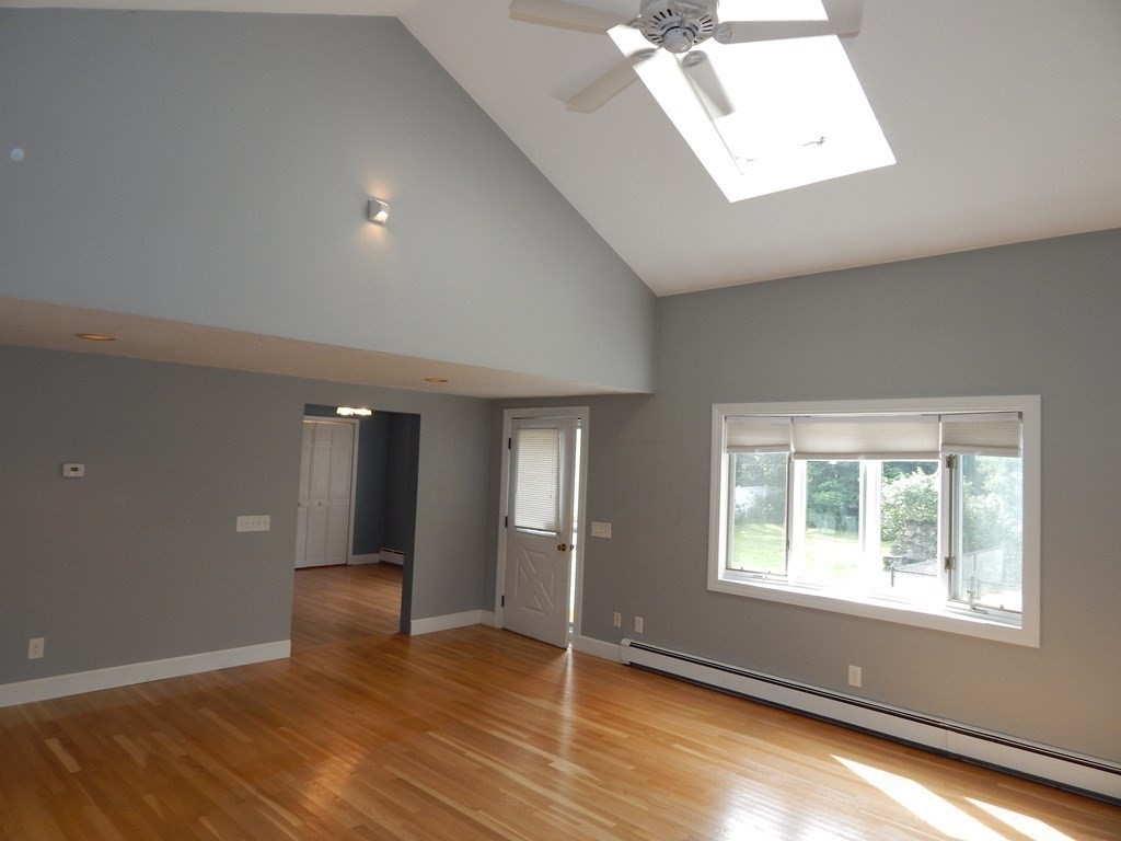 52 Streeter Road Paxton, MA 01612 - Photo 7 of 29 Gallery Image 7