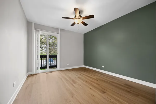 $265,000 | 5505 Lakeside Drive, Unit 2F, Lisle, IL 60532