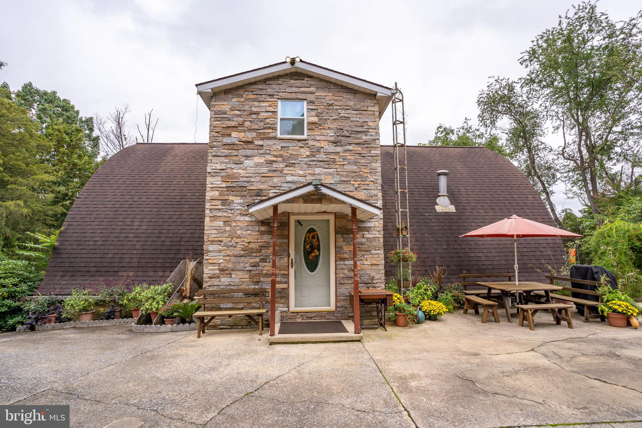 1422 Amosite Road Bainbridge, PA 17502 - Photo 11 of 81 Gallery Image 11