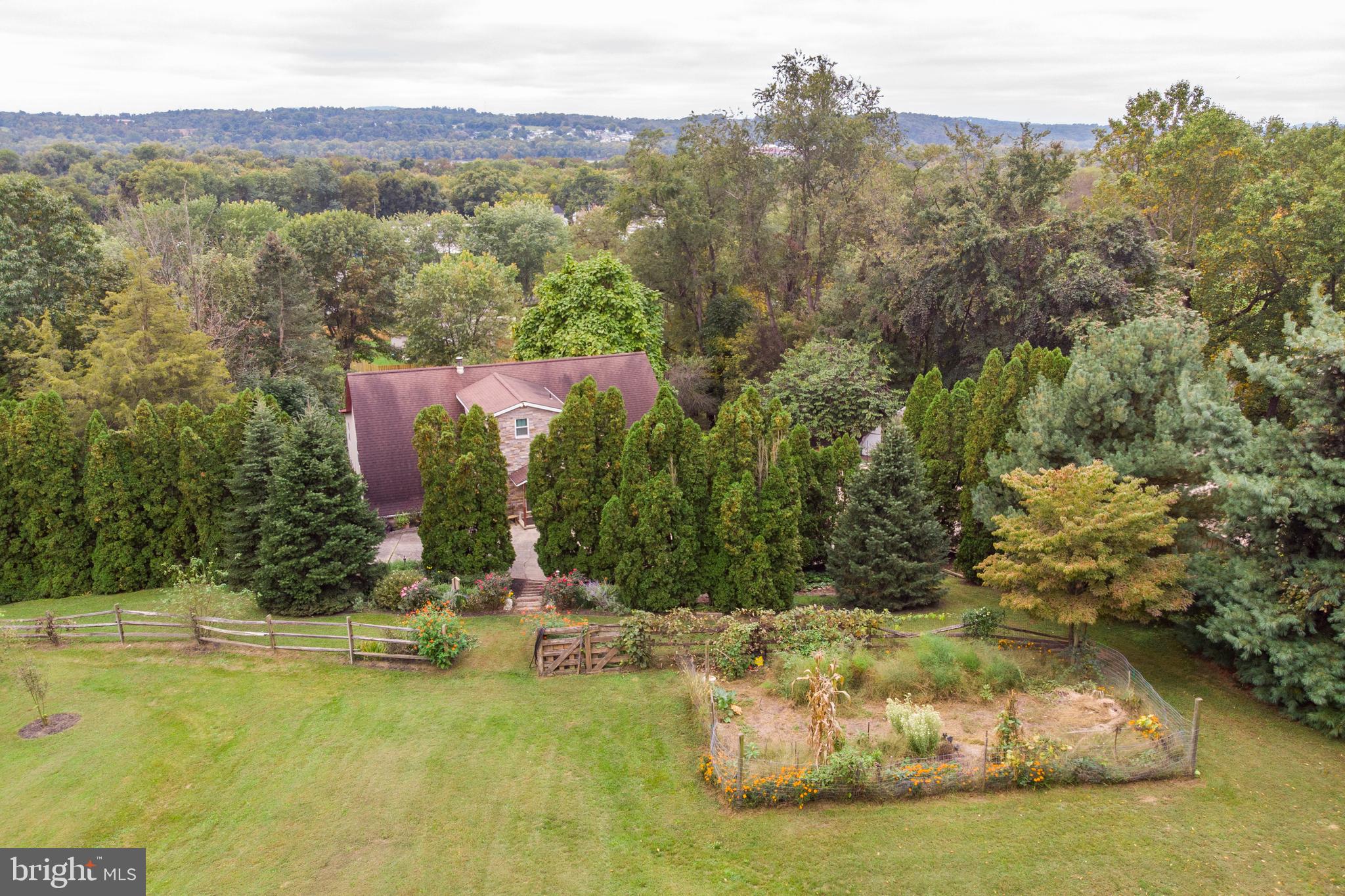 1422 Amosite Road Bainbridge, PA 17502 - Photo 6 of 81 Gallery Image 6