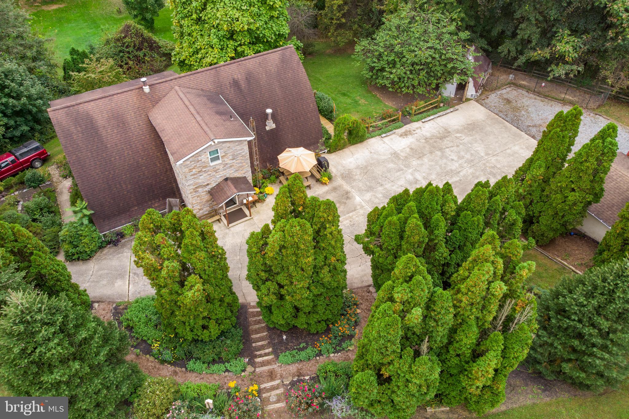 1422 Amosite Road Bainbridge, PA 17502 - Photo 8 of 81 Gallery Image 8