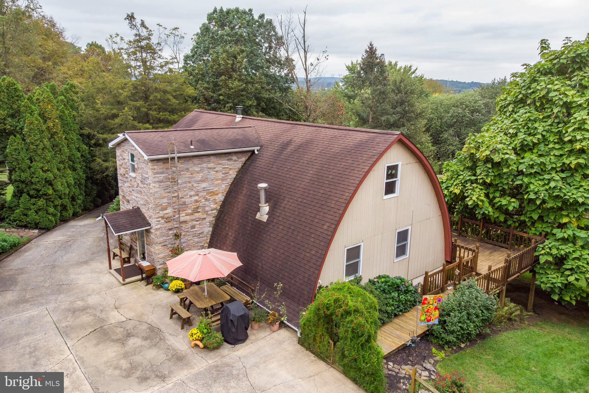 1422 Amosite Road Bainbridge, PA 17502 - Photo 9 of 81 Gallery Image 9
