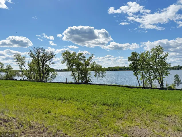 $459,900 | 7560 Lake John Drive, Annandale, MN 55302