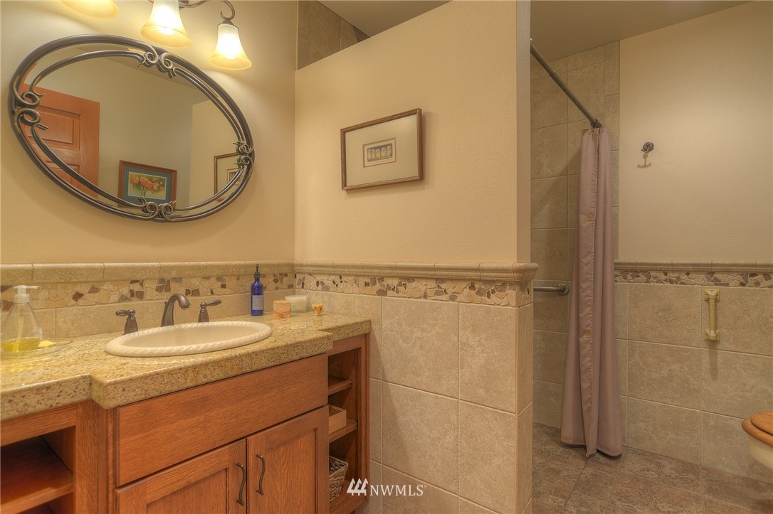 2723 Country Club Road Northwest Olympia, WA 98502 - Photo 22 of 25 Gallery Image 22