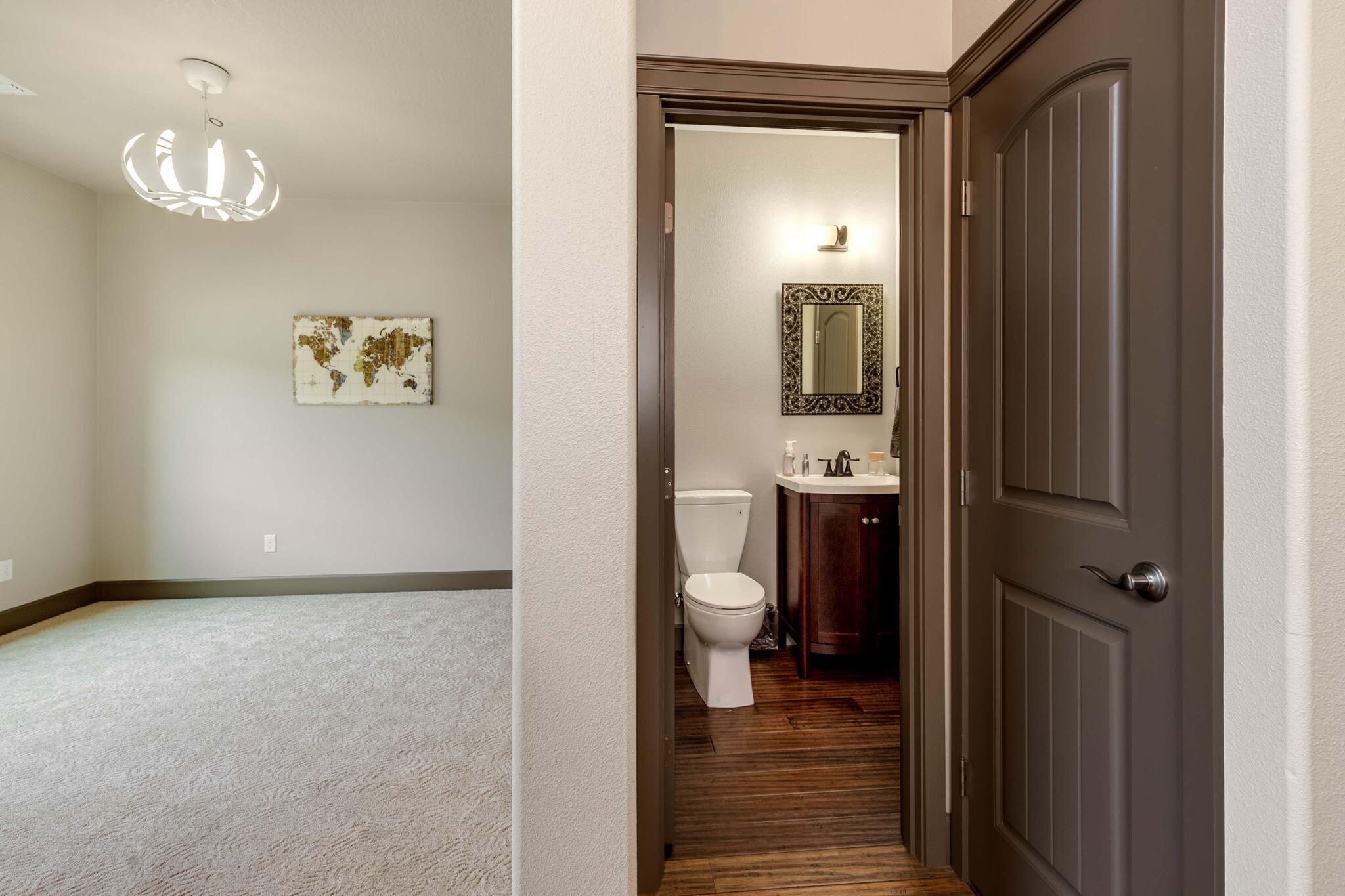 4240 Falcon Ridge Terrace Medford, OR 97504 - Photo 29 of 52 44-web-or-mls-ApxFRT (44)