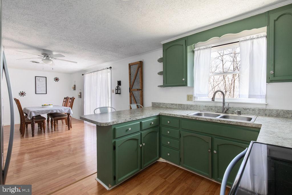 272 Lower View Road Strasburg, VA 22657 - Photo 7 of 34