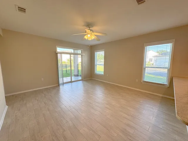 $2,200 | 100 Sunbird Court, Georgetown, TX 78633