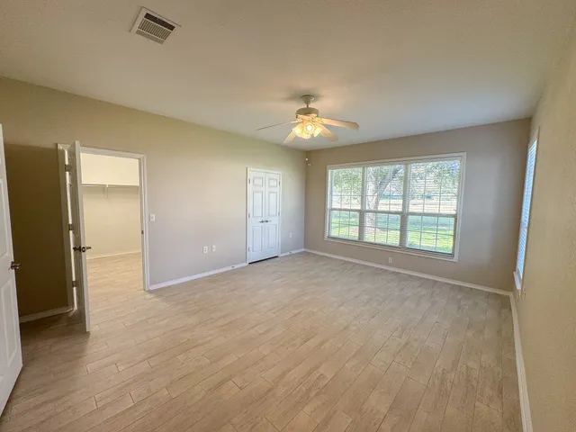 $2,200 | 100 Sunbird Court, Georgetown, TX 78633