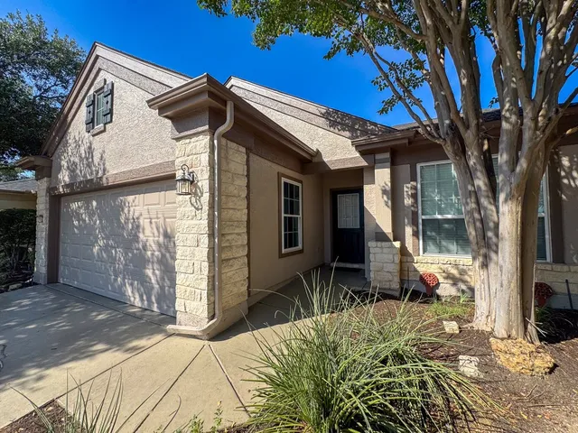 $2,200 | 100 Sunbird Court, Georgetown, TX 78633