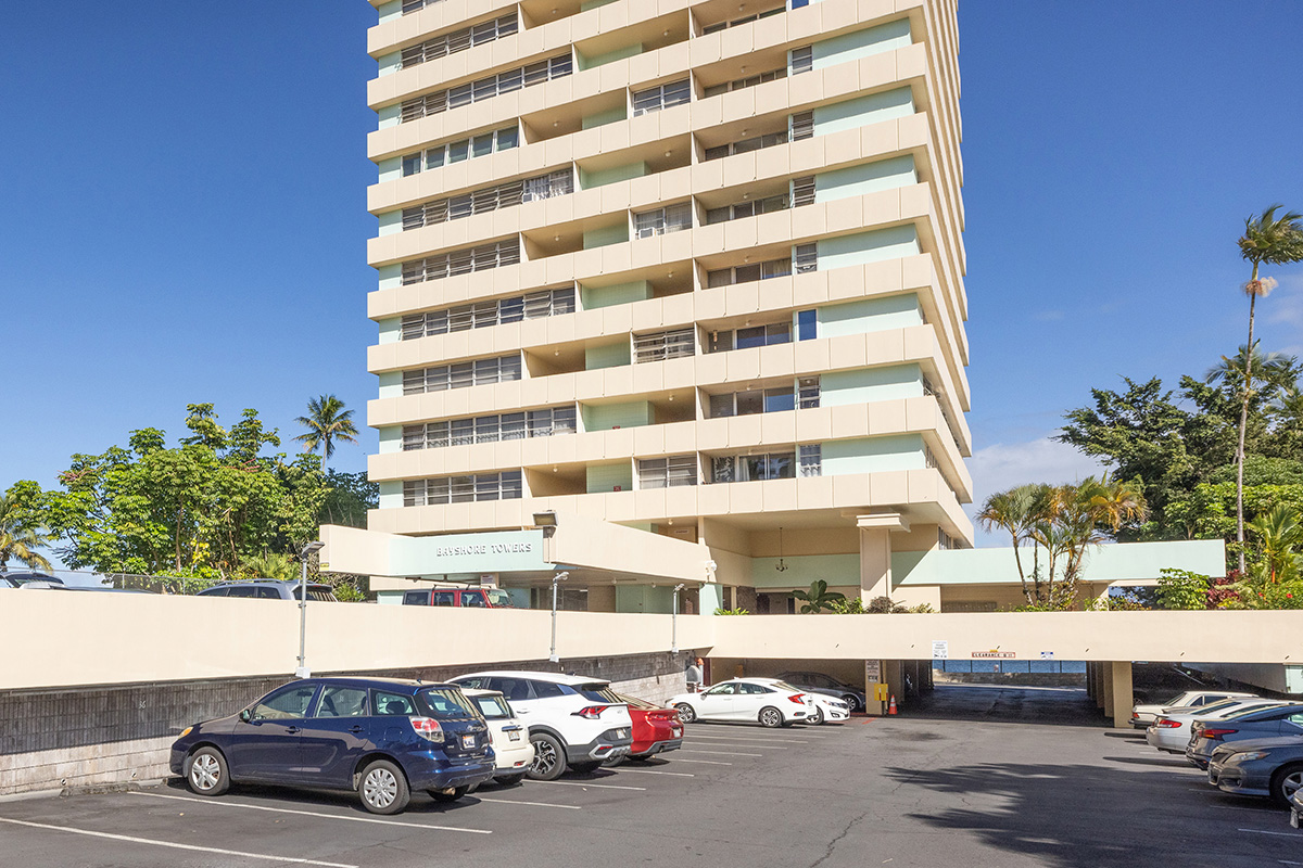 84 Pukihae Street, Unit 406 Hilo, HI 96720 - Photo 2 of 26