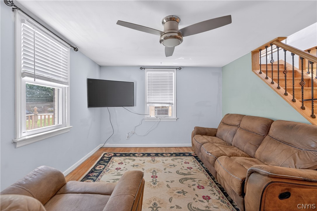 404 Oakwood Street Rome, NY 13440 - Photo 7 of 48 Livingroom