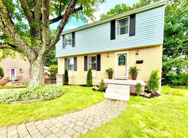 $270,000 | 4933 Point Cir Drive, Monroeville, PA 15146