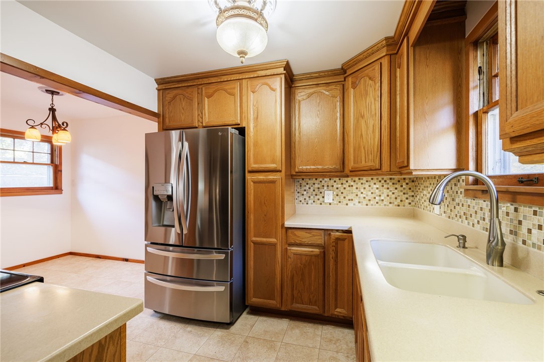 346 Conrad Drive Greece, NY 14616 - Photo 11 of 30