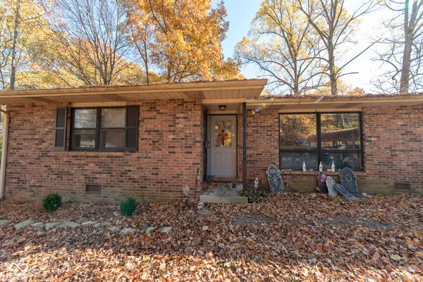 $165,000 | 450 South County Road 90 West, North Vernon, IN 47265