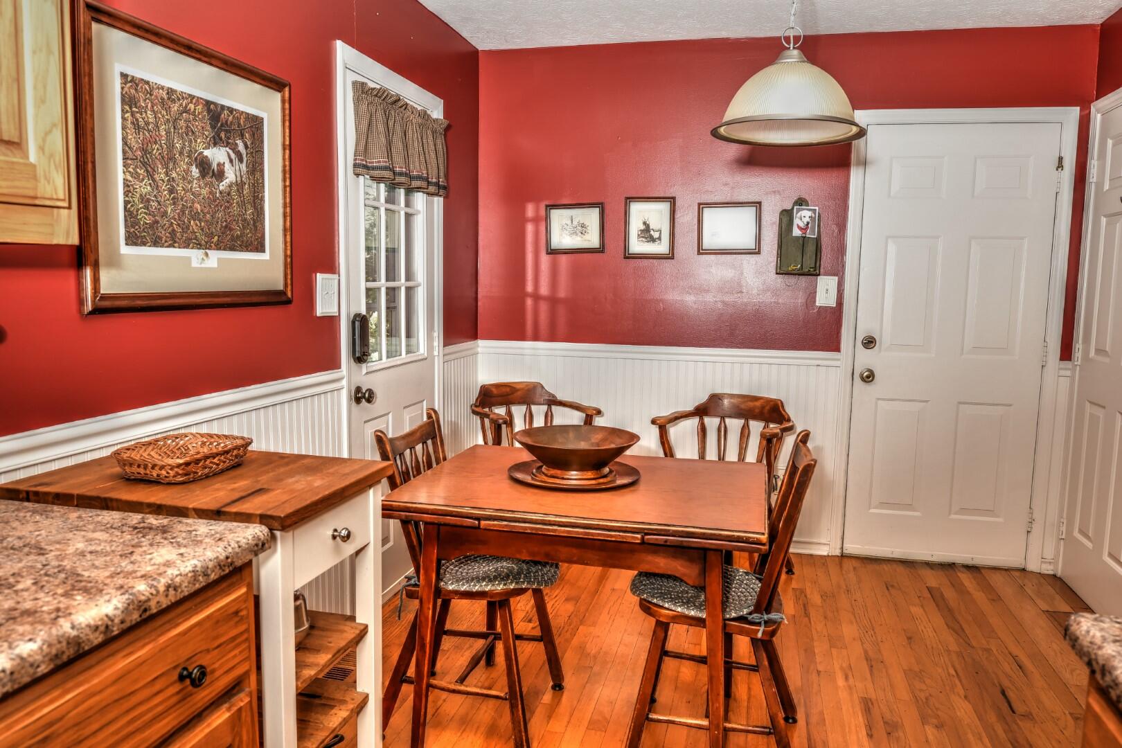 403 Normandy Road Versailles, KY 40383 - Photo 11 of 43 C3 (Large)
