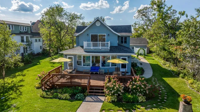 $518,900 | 915 Lake Boulevard Northeast, Bemidji, MN 56601