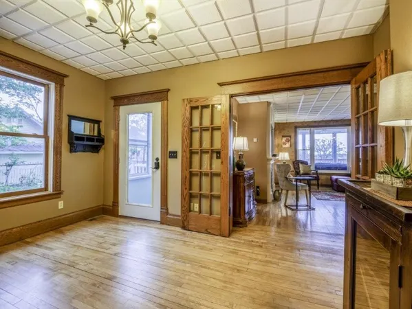 $495,000 | 915 Lake Boulevard Northeast, Bemidji, MN 56601