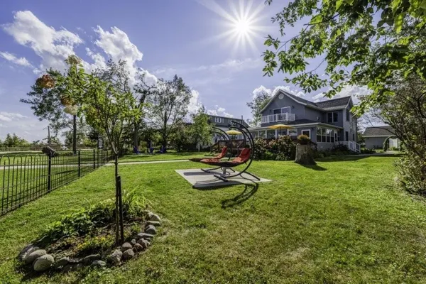 $495,000 | 915 Lake Boulevard Northeast, Bemidji, MN 56601