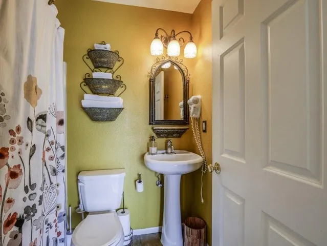 $518,900 | 915 Lake Boulevard Northeast, Bemidji, MN 56601