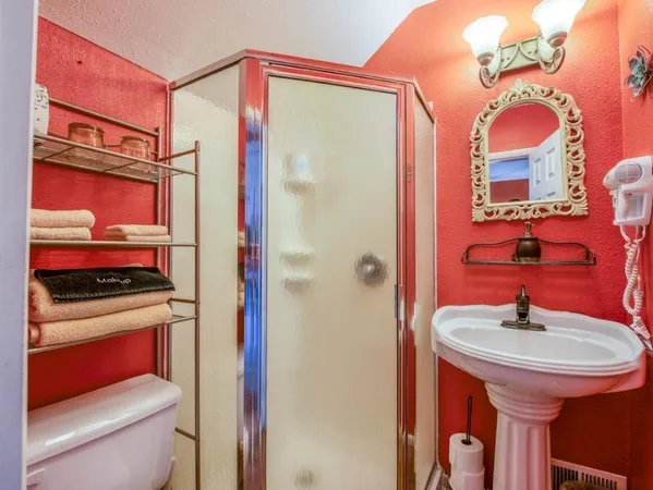 $495,000 | 915 Lake Boulevard Northeast, Bemidji, MN 56601