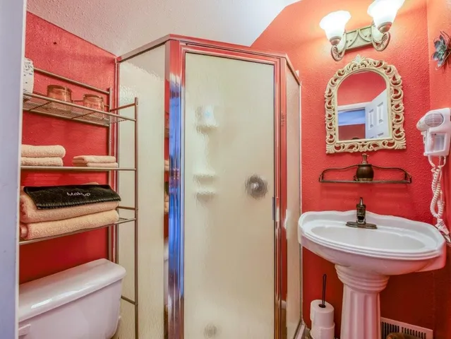 $518,900 | 915 Lake Boulevard Northeast, Bemidji, MN 56601