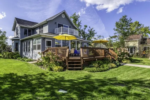 $518,900 | 915 Lake Boulevard Northeast, Bemidji, MN 56601