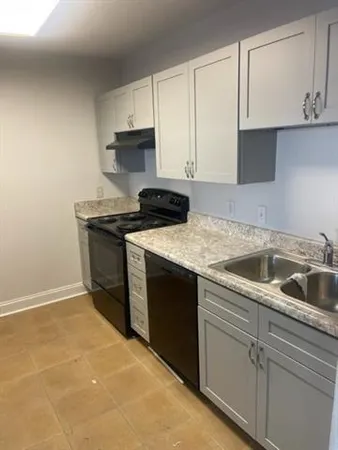 $1,575 | 1600 Newport Place, Unit 8, Kenner, LA 70065