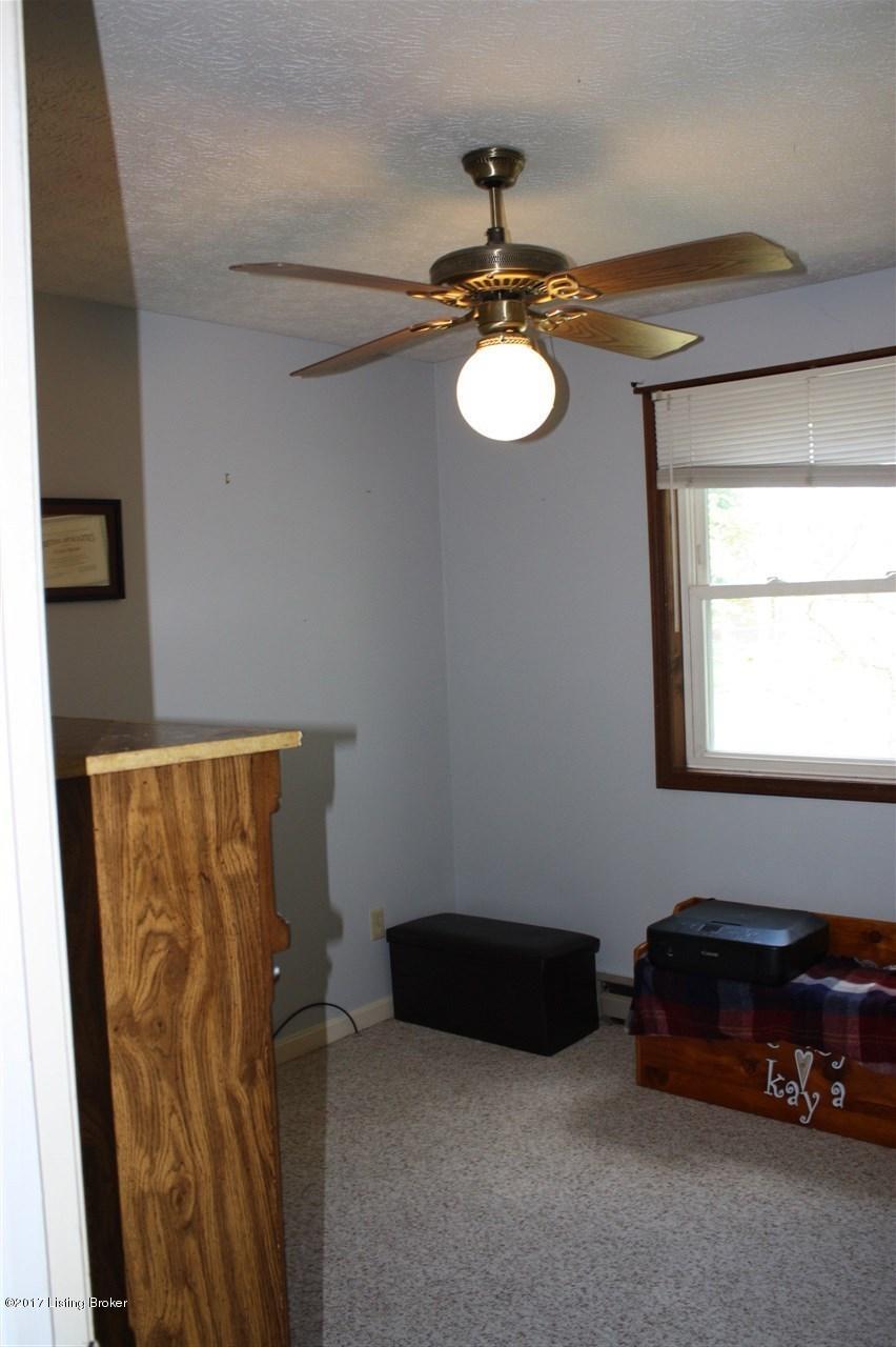 317 Valley Creek Road Elizabethtown, KY 42701 - Photo 10 of 24 317 Valley Creek Road Elizabethtown, KY