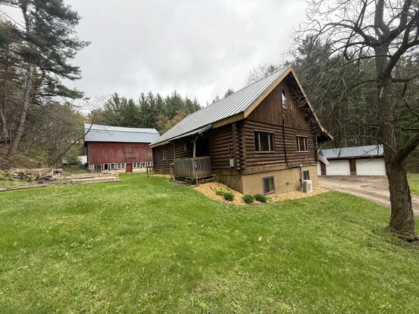$480,000 | 22450 Kodiak Road, Clifton, WI 54638