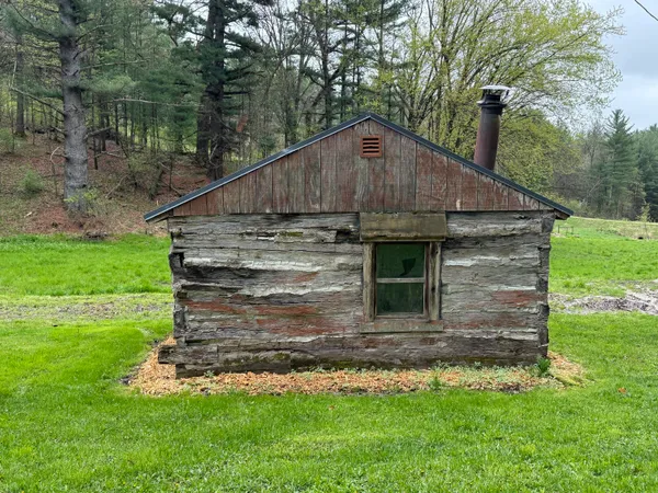 $480,000 | 22450 Kodiak Road, Clifton, WI 54638