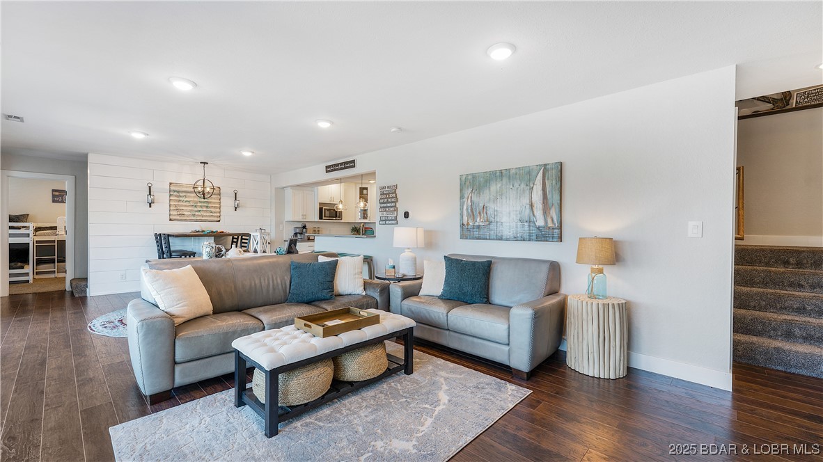 59 Ginger Point Lake Ozark, MO 65049 - Photo 18 of 38