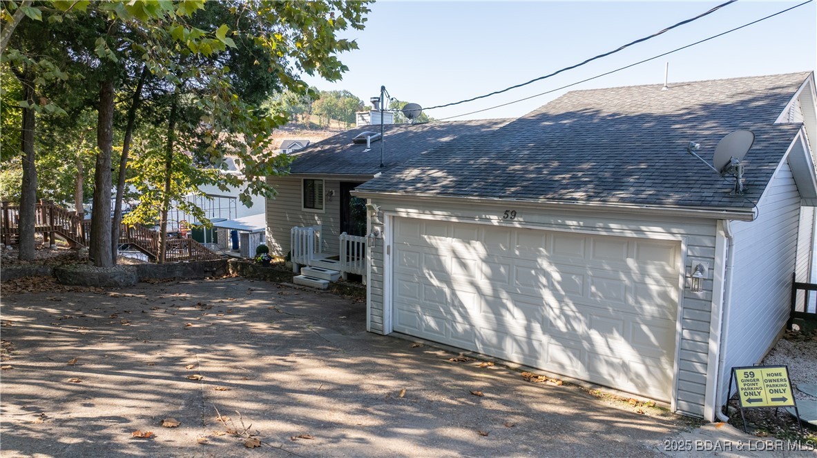 59 Ginger Point Lake Ozark, MO 65049 - Photo 33 of 38