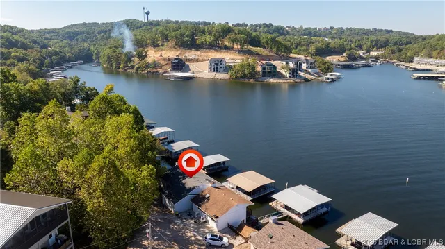 $899,900 | 59 Ginger Point, Lake Ozark, MO 65049