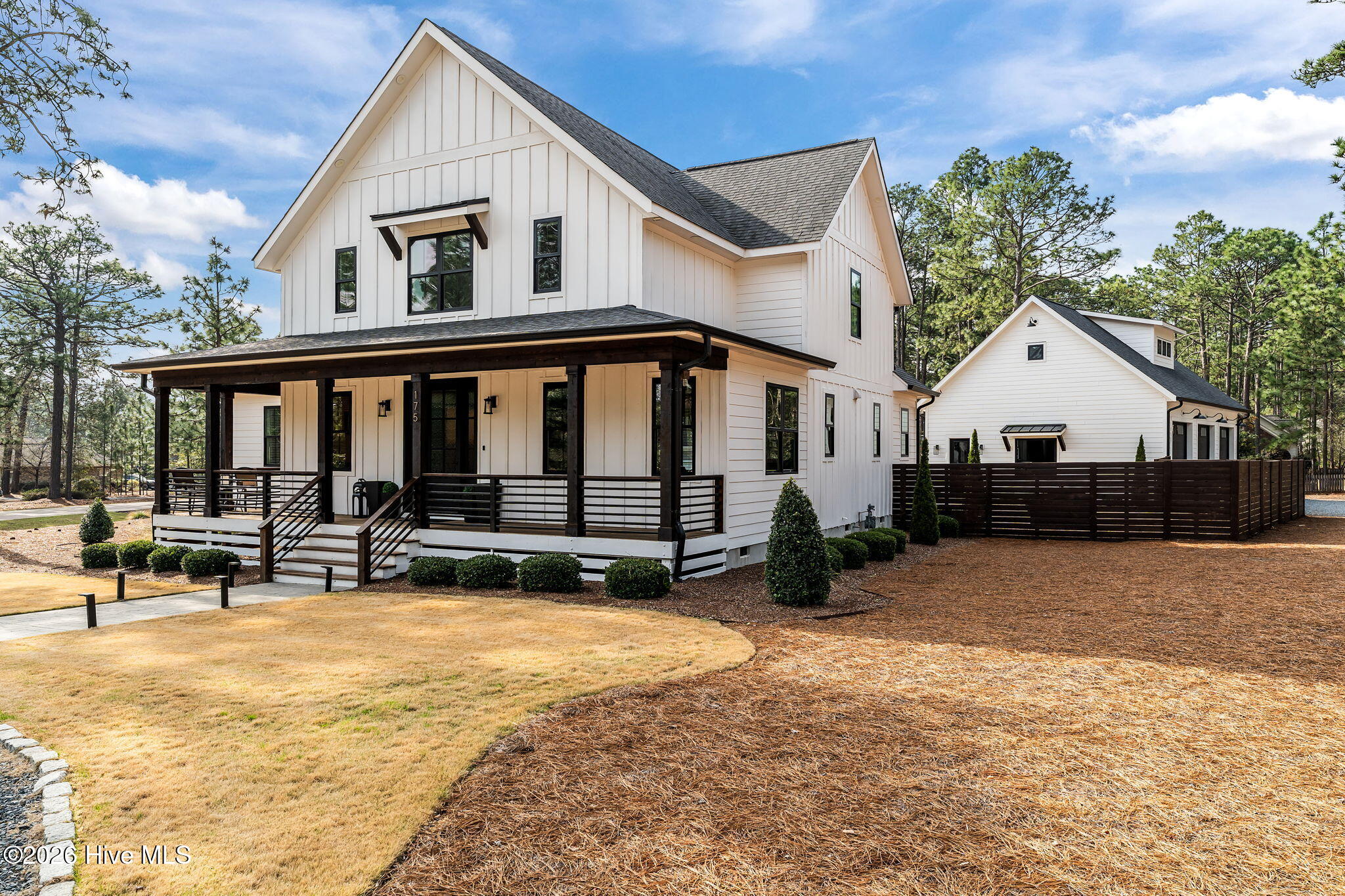 175 Longleaf Road Southern Pines, NC 28387 - Photo 2 of 62 2-web-or-mls-DSC00896
