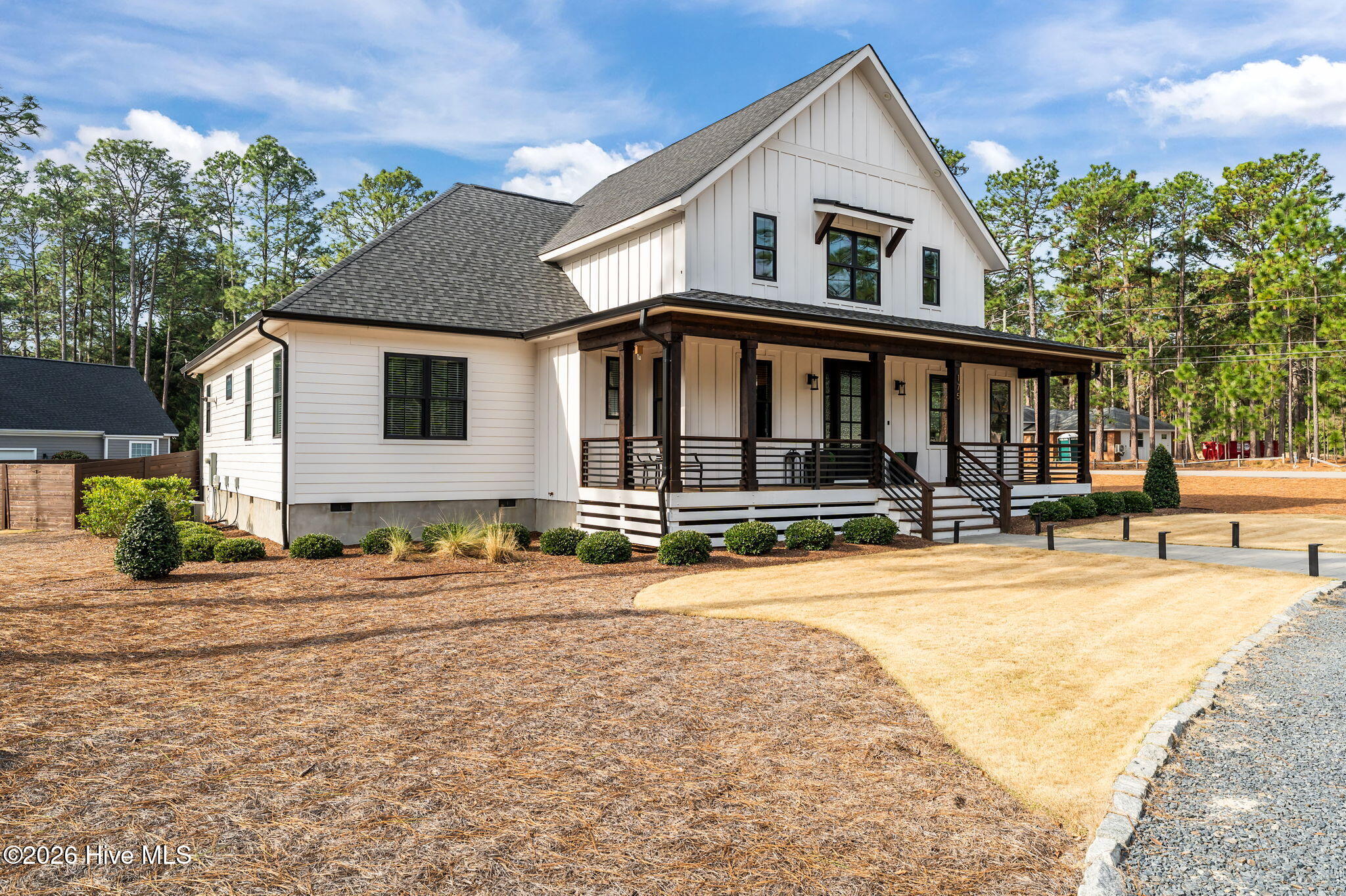 175 Longleaf Road Southern Pines, NC 28387 - Photo 3 of 62 3-web-or-mls-DSC00898