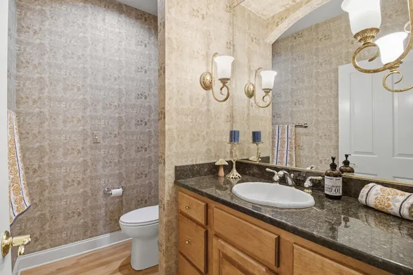 $989,000 | W132-n6509 West View Court, Menomonee Falls, WI 53051