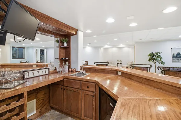 $989,000 | W132-n6509 West View Court, Menomonee Falls, WI 53051