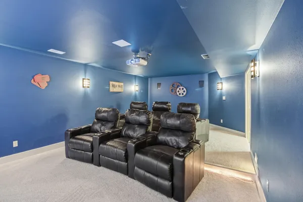 $989,000 | W132-n6509 West View Court, Menomonee Falls, WI 53051