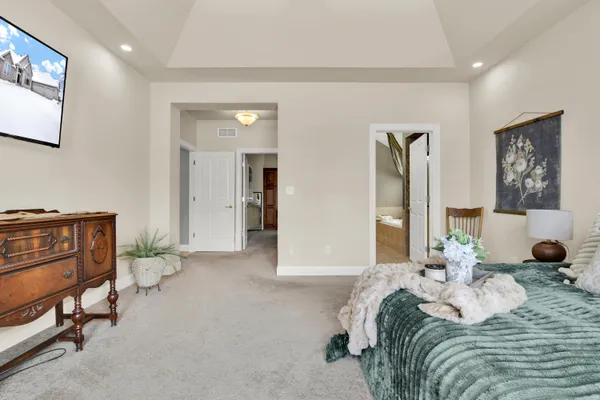 $989,000 | W132-n6509 West View Court, Menomonee Falls, WI 53051