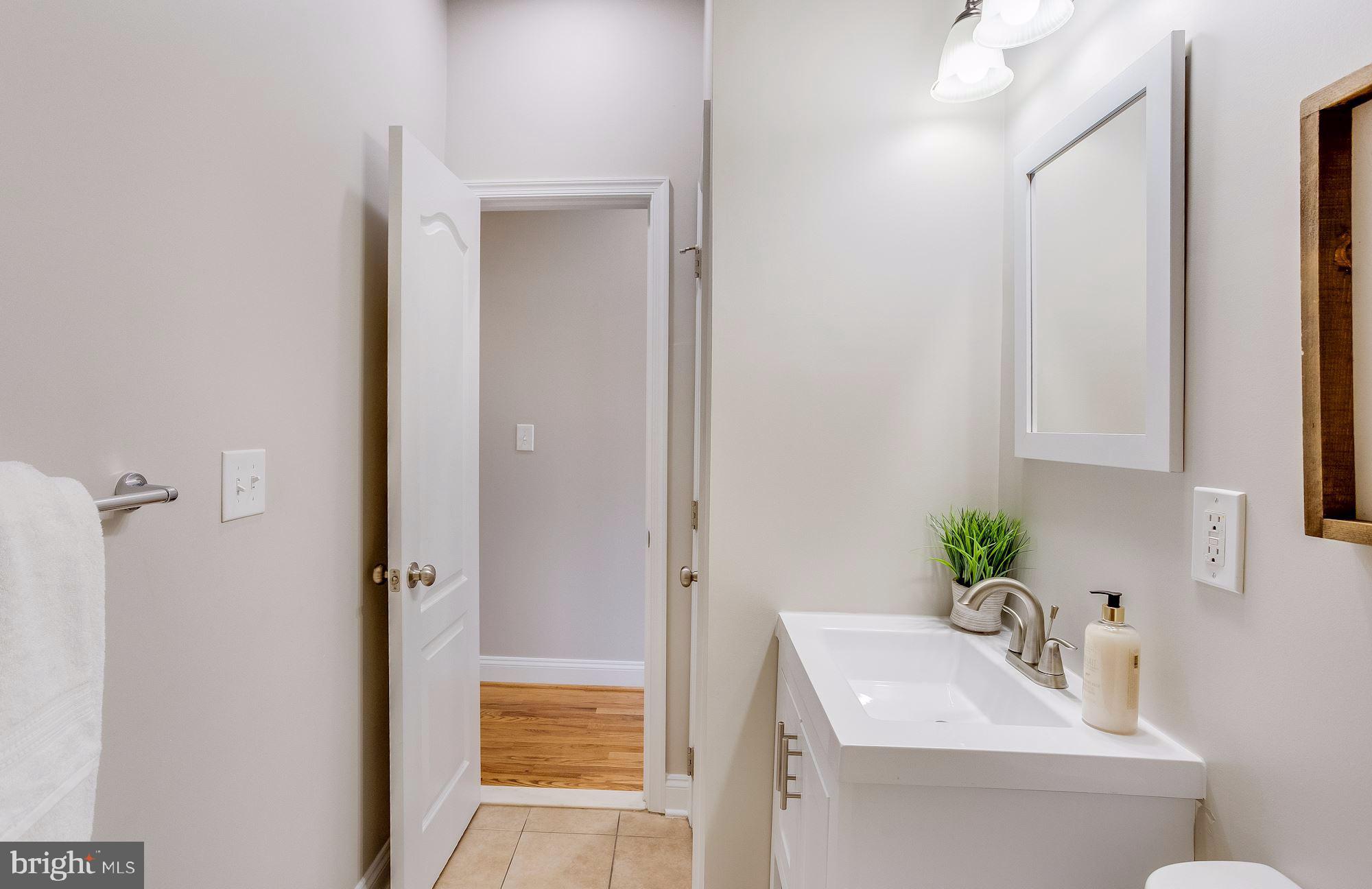704 16th Street Northeast Washington, DC 20002 - Photo 30 of 49 Full bath