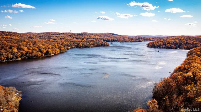 $549,000 | 20 Watson Way, Putnam Valley, NY 10579