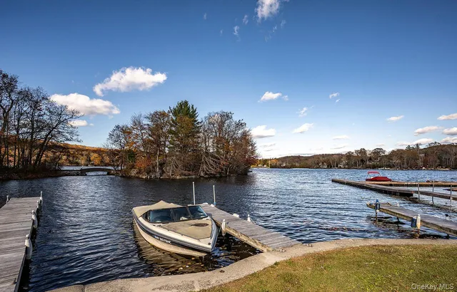 $549,000 | 20 Watson Way, Putnam Valley, NY 10579