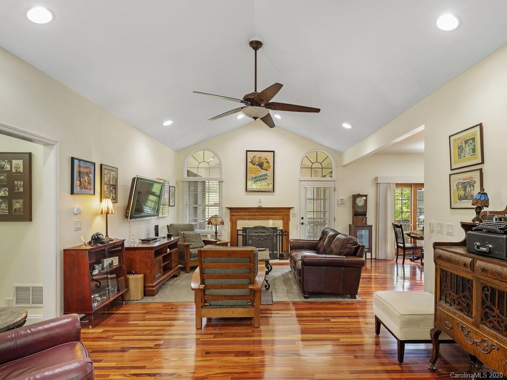 224 Baldwin Road Arden, NC 28704 - Photo 4 of 38 Gallery Image 4
