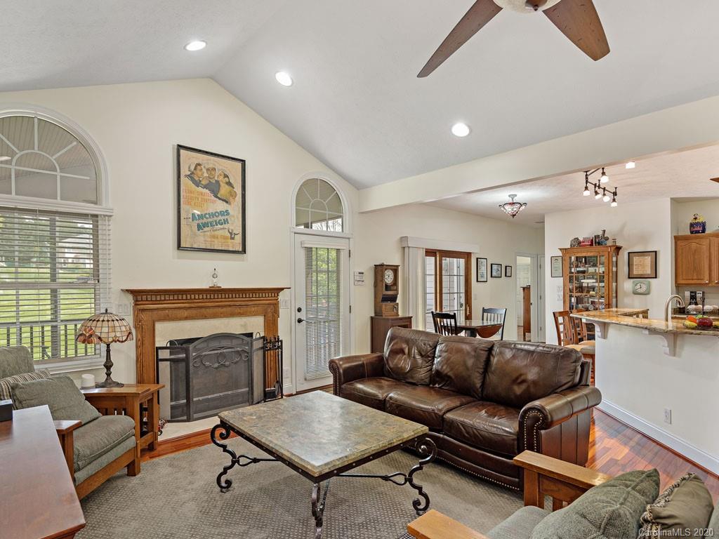 224 Baldwin Road Arden, NC 28704 - Photo 7 of 38 Gallery Image 7