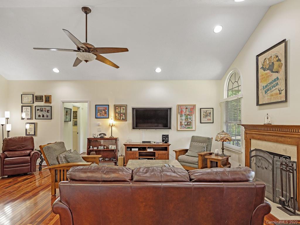 224 Baldwin Road Arden, NC 28704 - Photo 10 of 38 Gallery Image 10