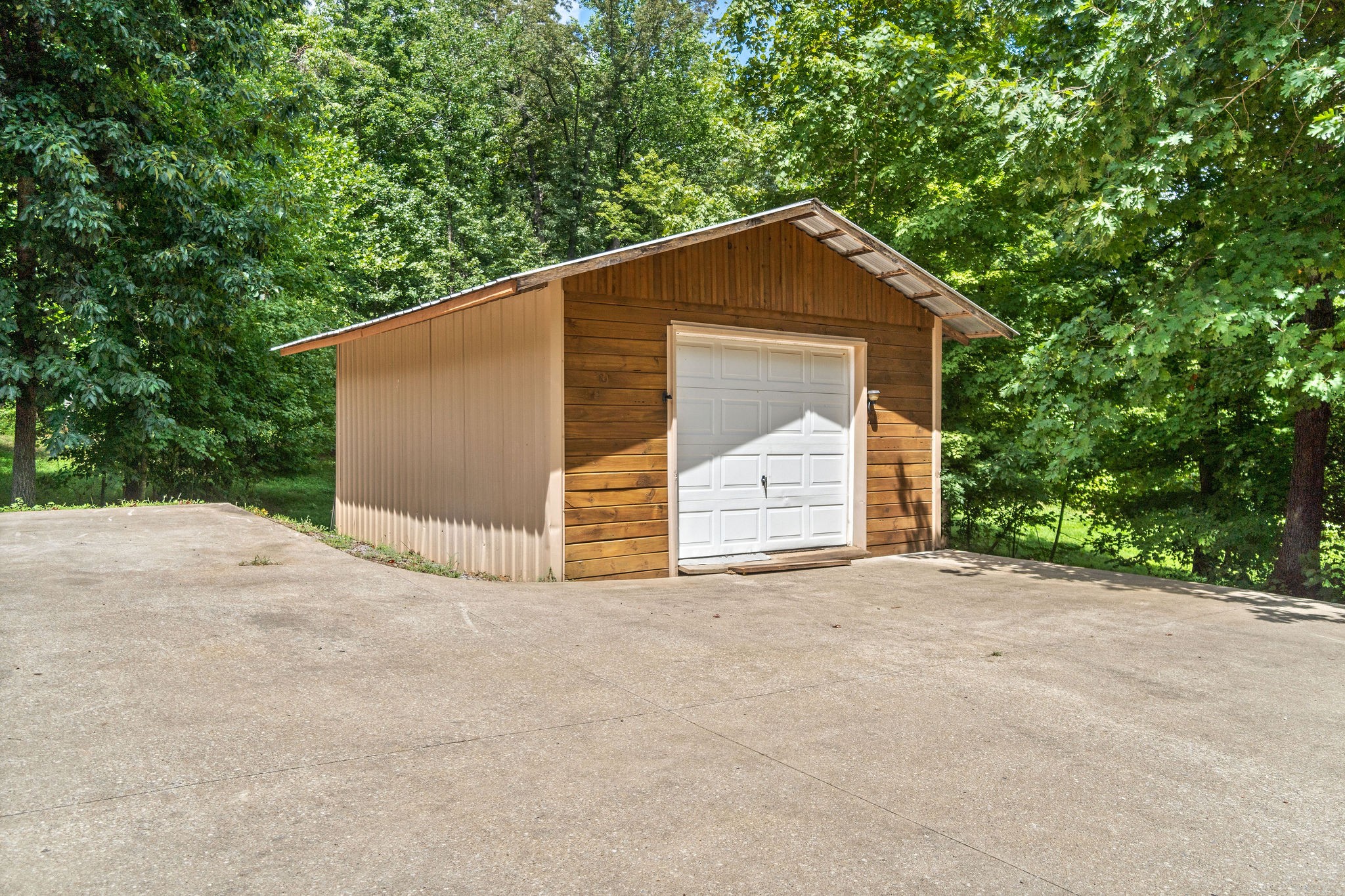 3048 York Road Pleasant View, TN 37146 - Photo 7 of 43