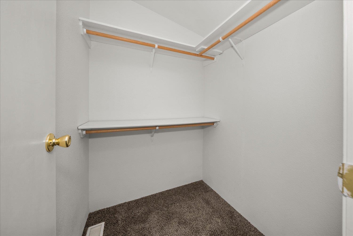 1515 North Hodges Road Spokane Valley, WA 99016 - Photo 16 of 47 Gallery Image 16